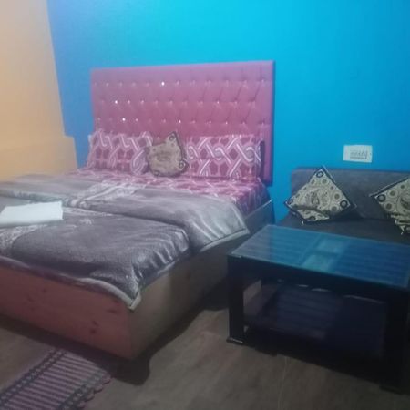 Hotel Antarctica &Pine N Dine Blues Cafe Маналі Екстер'єр фото